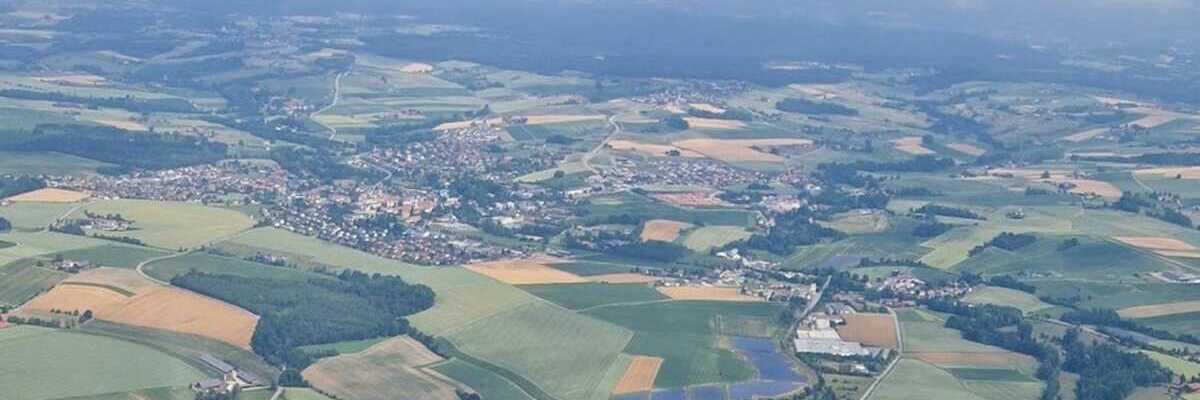 Flugwegposition um 09:25:31: Aufgenommen in der Nähe von Passau, Deutschland in 1089 Meter
